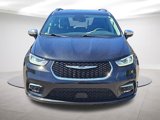 Used 2023 Chrysler Pacifica Limited image 2