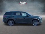New 2025 Nissan Pathfinder SL w/ SL Premium Package image 4