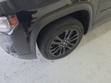 Used 2023 GMC Acadia SLE w/ Driver Convenience Package image 2