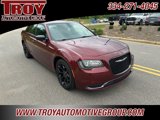 Used 2019 Chrysler 300 Touring w/ Sport Appearance Package image 3