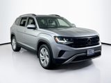 Used 2023 Volkswagen Atlas SE image 3