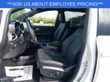 New 2025 Chrysler Pacifica Select w/ Uconnect Theater Family Group image 3