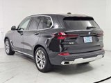 Used 2025 BMW X5 xDrive50e image 4