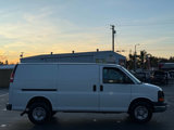 Used 2017 Chevrolet Express 2500 image 2