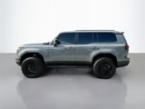 Used 2025 Lexus GX 550 image 4