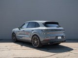 Used 2025 Porsche Cayenne S image 3