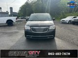 Used 2014 Chrysler Town & Country Touring image 2