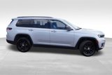 Certified 2024 Jeep Grand Cherokee L Limited w/ Trailer Tow Package image 4