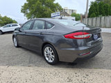 Used 2020 Ford Fusion SE image 4