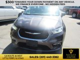Used 2021 Chrysler Pacifica Touring-L image 2