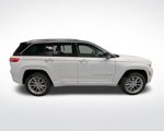 New 2025 Jeep Grand Cherokee Summit image 4