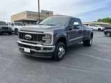 New 2025 Ford F350 4x4 Crew Cab DRW Super Duty image 2