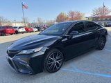Used 2022 Toyota Camry SE image 3