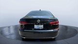 Used 2021 Volkswagen Passat 2.0T SE image 4
