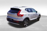 Used 2025 Volvo XC40 B5 Core image 4