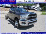 New 2024 RAM 3500 Tradesman w/ Chrome Appearance Group image 3