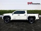 Used 2024 Toyota Tacoma TRD Off-Road image 4