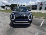 New 2025 Mitsubishi Outlander SE image 2