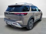 New 2025 Nissan Pathfinder Platinum image 4