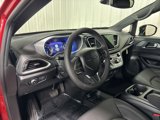 New 2026 Chrysler Pacifica Select image 3