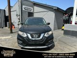Used 2017 Nissan Rogue S image 2