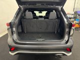 Used 2024 Toyota Highlander XSE image 5