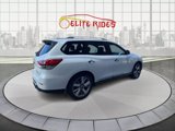 Used 2015 Nissan Pathfinder Platinum image 2
