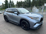 Used 2023 Toyota Highlander Limited image 3
