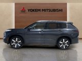 New 2025 Mitsubishi Outlander SEL image 2