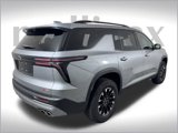 Used 2024 Chevrolet Traverse Z71 w/ Enhanced Driving Package image 5