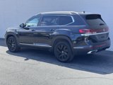 Used 2024 Volkswagen Atlas SEL image 3