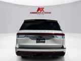 Used 2023 Lincoln Navigator Reserve image 4