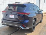 New 2025 Toyota Highlander XSE image 4