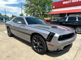 Used 2017 Dodge Challenger SXT image 3