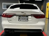 Used 2017 Jaguar XF Premium image 5