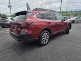 Used 2022 Subaru Outback Premium image 5