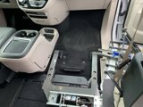 Used 2024 Chrysler Pacifica Touring-L image 5