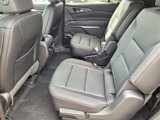 New 2025 Chevrolet Traverse Z71 w/ Enhanced Driving Package image 6
