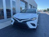Certified 2020 Toyota Camry SE image 2