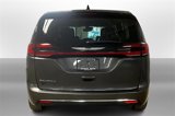 Used 2023 Chrysler Pacifica Touring-L image 4