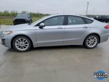 Used 2020 Ford Fusion SE image 2