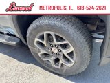 New 2025 GMC Sierra 1500 SLT image 4