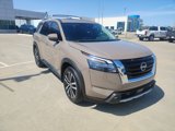 New 2025 Nissan Pathfinder Platinum image 3