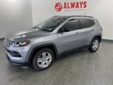 Used 2022 Jeep Compass Latitude image 3