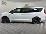 New 2024 Chrysler Pacifica Premium image 4