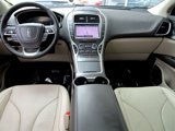 Used 2020 Lincoln Nautilus Reserve image 2