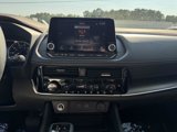 Used 2023 Nissan Rogue SV w/ SV Premium Package image 4