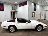 Used 1995 Chevrolet Corvette Coupe image 2