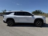 New 2025 Chevrolet Traverse High Country image 3