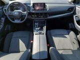 Used 2025 Nissan Rogue SV image 3